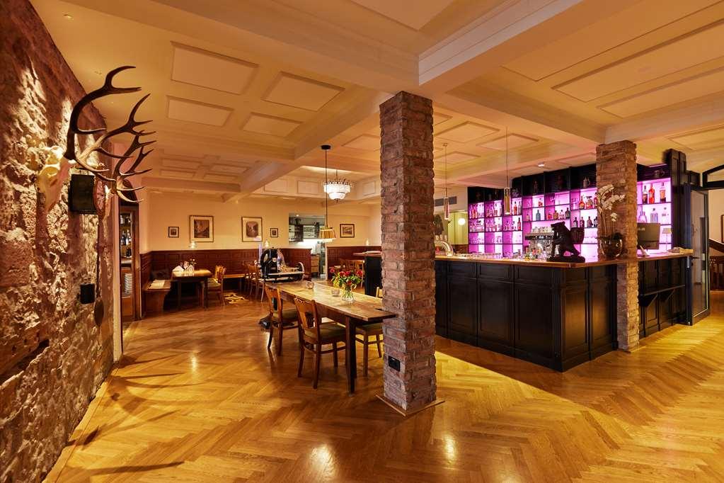 Hotel Zum Roten Baeren Freiburg レストラン 写真