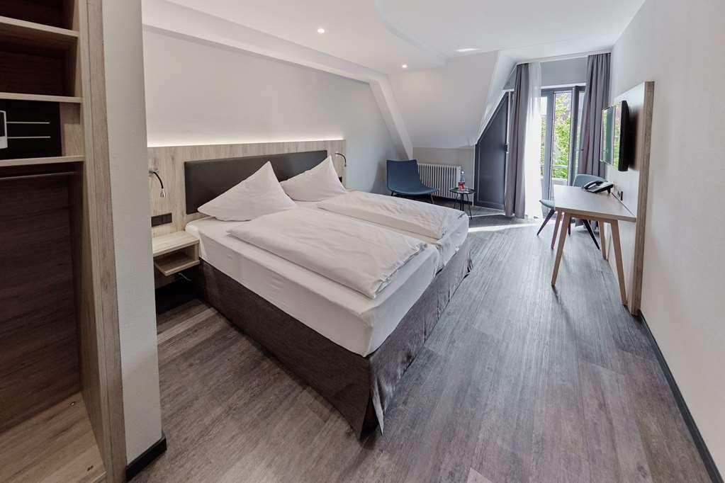 Hotel Zum Roten Baeren Freiburg 部屋 写真